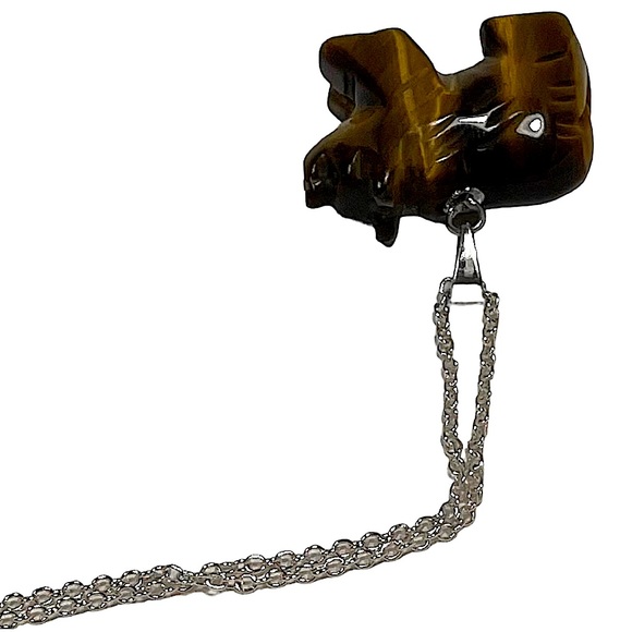 Bear tigers eye glossy metallic charm carved pendant necklace on silver chain - Picture 13 of 16